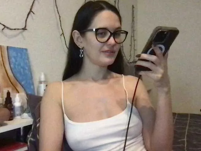 Live sex webcam photo for MilaBi-192569 #290794575
