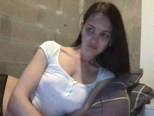 Live sex webcam photo for MilaBi-192569 #291121327