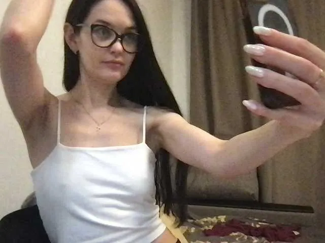 Live sex webcam photo for MilaBi-192569 #292302930