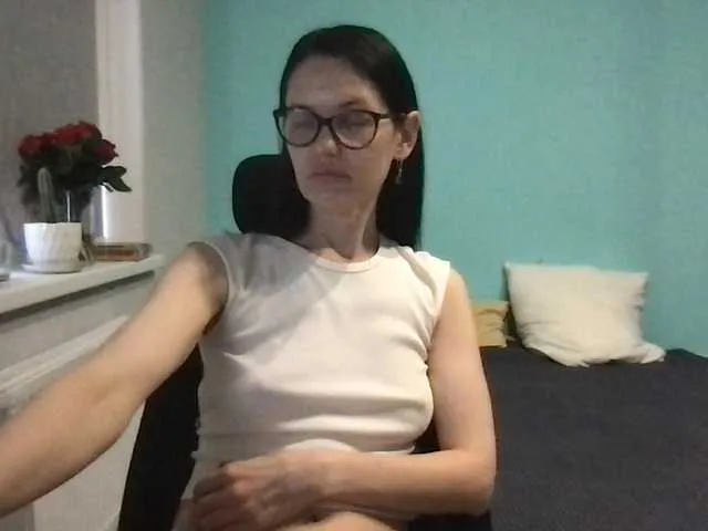 Live sex webcam photo for MilaBi-192569 #293636865