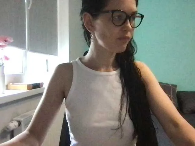 Live sex webcam photo for MilaBi-192569 #293742055