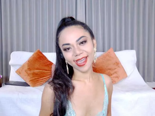 Live sex webcam photo for MilaDaBomB #273467210