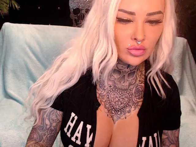 Live sex webcam photo for MilaElaine #278186379