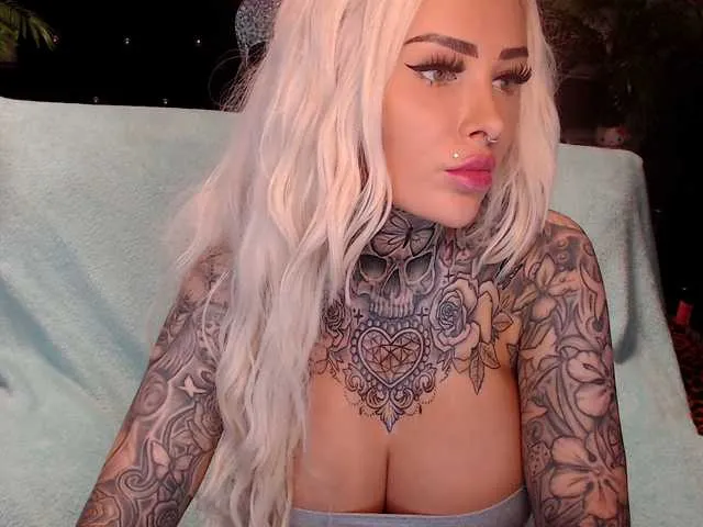 Live sex webcam photo for MilaElaine #278216203