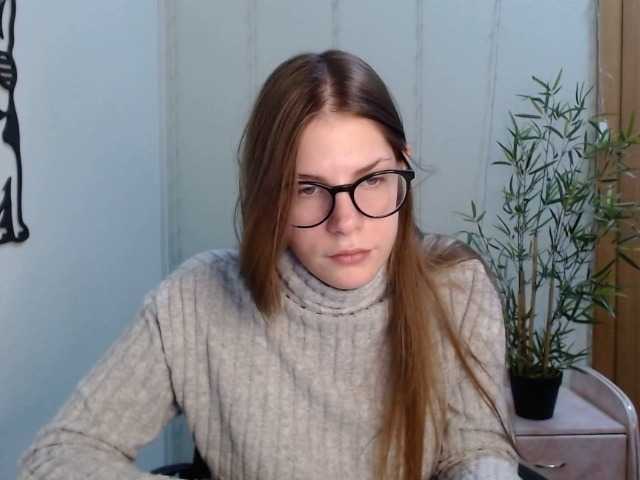 Live sex webcam photo for MilaHotMartina #277365913