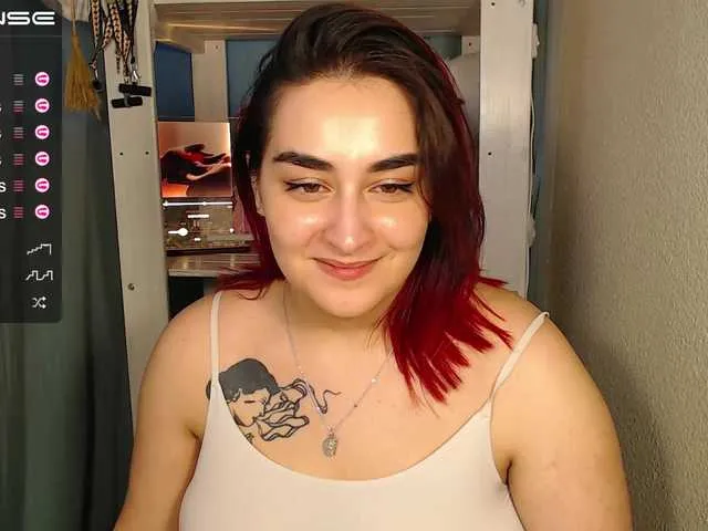 Live sex webcam photo for MilaLav #273339713