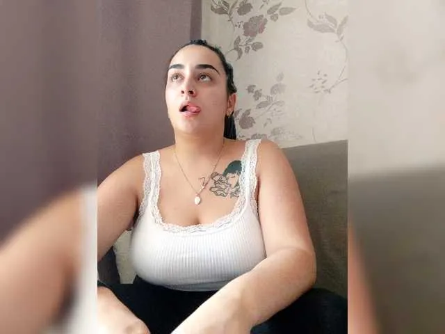 Live sex webcam photo for MilaLav #273858213