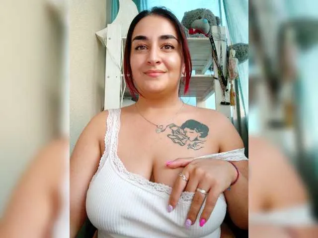 Live sex webcam photo for MilaLav #274138748
