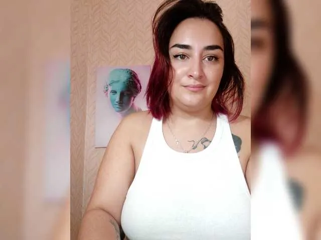 Live sex webcam photo for MilaLav #274371665