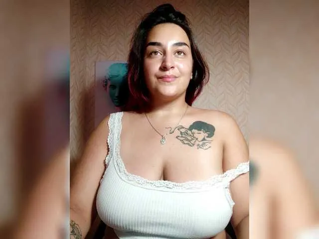Live sex webcam photo for MilaLav #274403573