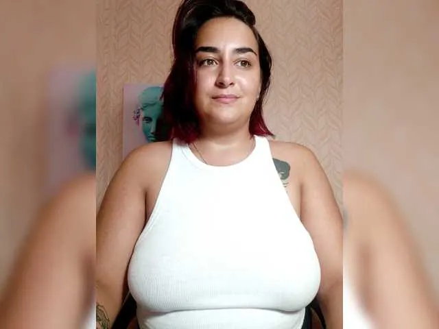 Live sex webcam photo for MilaLav #274441526