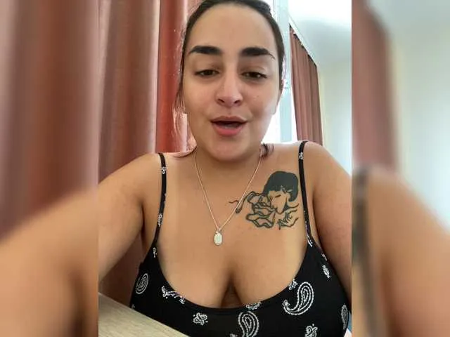Live sex webcam photo for MilaLav #274478963