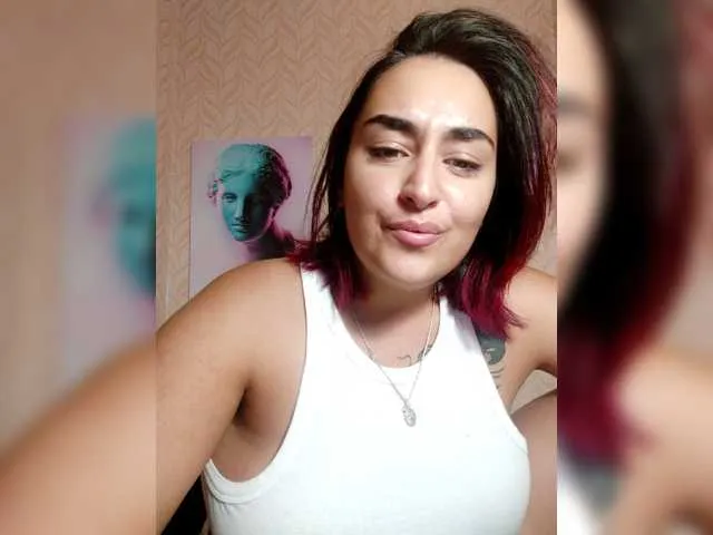 Live sex webcam photo for MilaLav #274542576