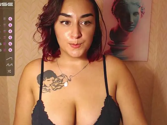 Live sex webcam photo for MilaLav #274553602