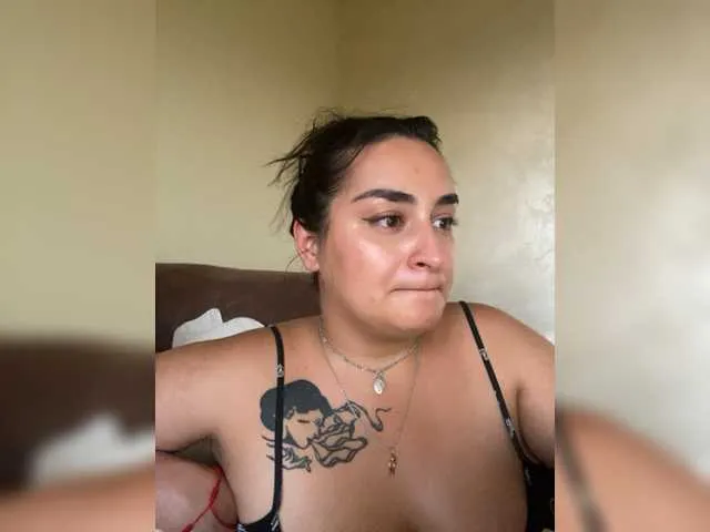 Live sex webcam photo for MilaLav #275511028