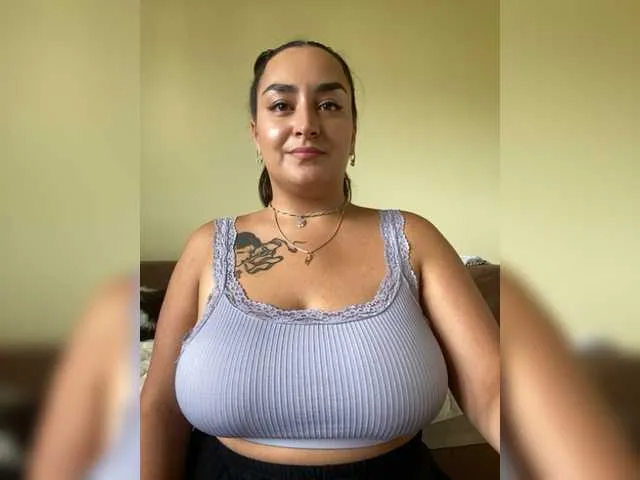 Live sex webcam photo for MilaLav #275620604
