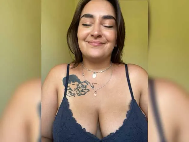 Live sex webcam photo for MilaLav #276080613