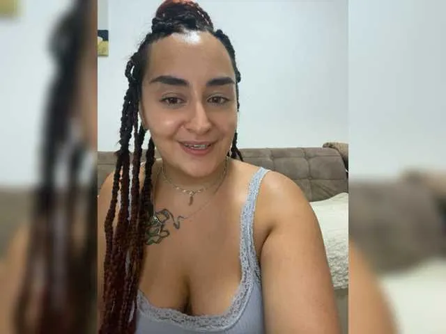 Live sex webcam photo for MilaLav #276336940