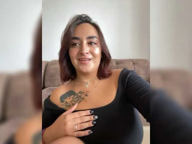 Live sex webcam photo for MilaLav #276557235