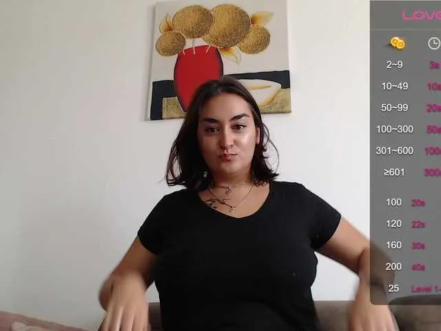 Live sex webcam photo for MilaLav #276627736