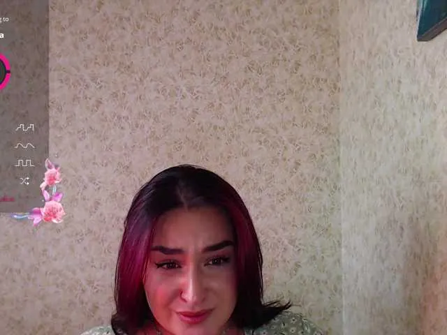 Live sex webcam photo for MilaLav #289507173