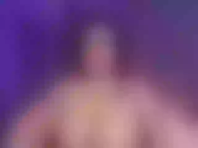 Live sex webcam photo for MilaLav #292067721