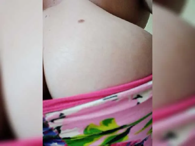 Live sex webcam photo for MilaLii #273686989