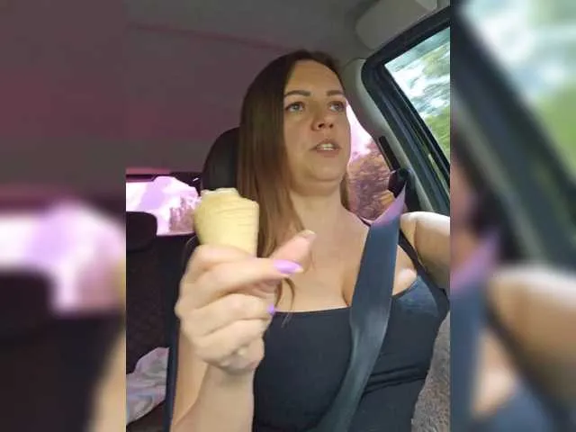 Live sex webcam photo for MilaSavory #291260899