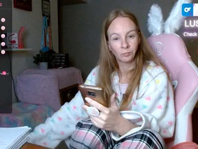 Live sex webcam photo for MilaStoned #276297699
