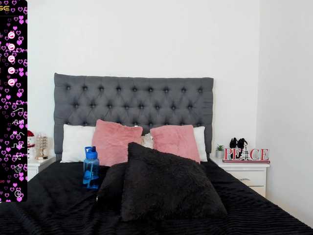 Live sex webcam photo for MilaWinslet #276953332