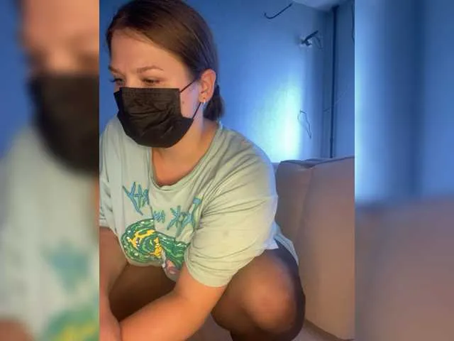 Live sex webcam photo for Milaa1998 #275900570