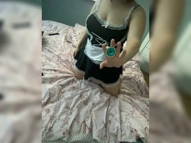 Live sex webcam photo for Milaa1998 #276773549