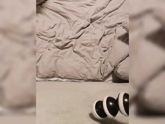 Live sex webcam photo for Milaa1998 #277447215