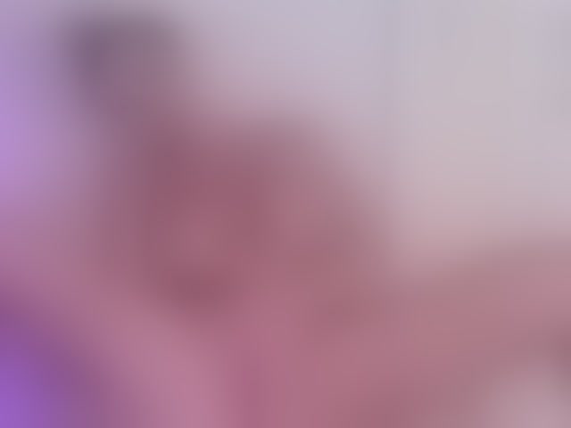 Live sex webcam photo for Milagoddesss #294163359