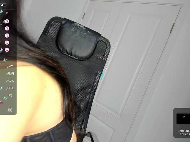 Live sex webcam photo for Milagross #276279290