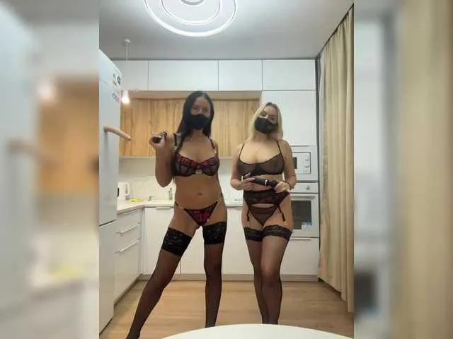 Live sex webcam photo for Milana555550 #292219804