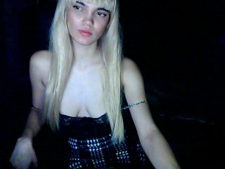 Live sex webcam photo for MilanaRey8 #206623302