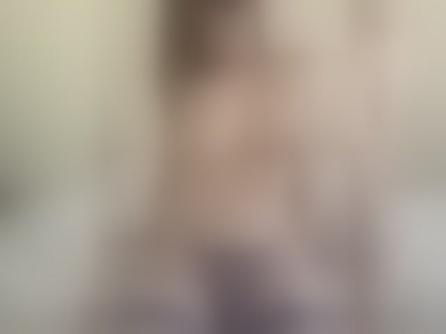 Live sex webcam photo for MilankaHot #294096390