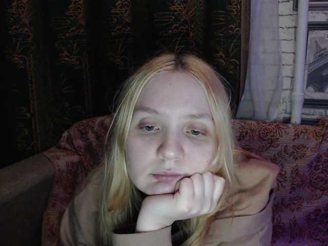 Live sex webcam photo for MilayaEvochka #290993028