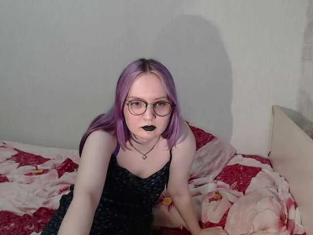 Live sex webcam photo for MilayaEvochka #291180360