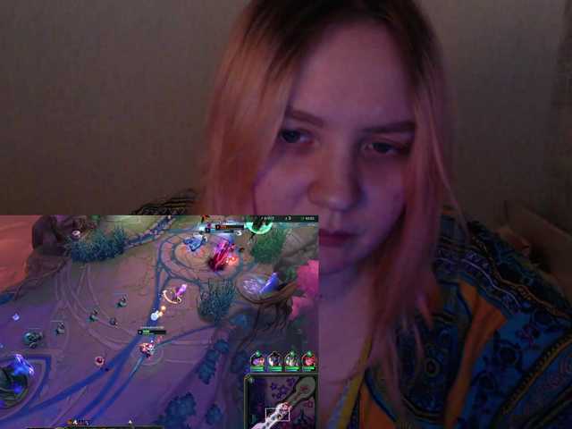 Live sex webcam photo for MilayaEvochka #292196454