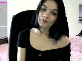 Live sex webcam photo for MilayaNessi #223559035