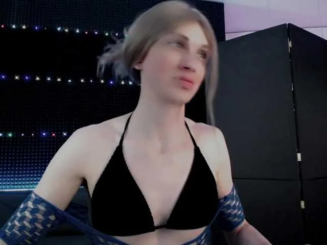 Live sex webcam photo for MilenaHardy #292467129