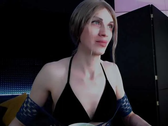 Live sex webcam photo for MilenaHardy #292524974