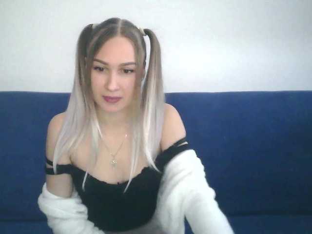 Live sex webcam photo for MilenaMilka #277091519