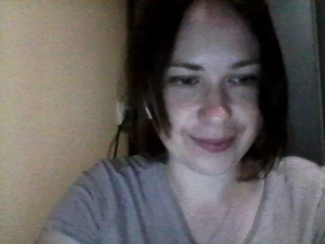 Live sex webcam photo for Milenkaaa #275495045