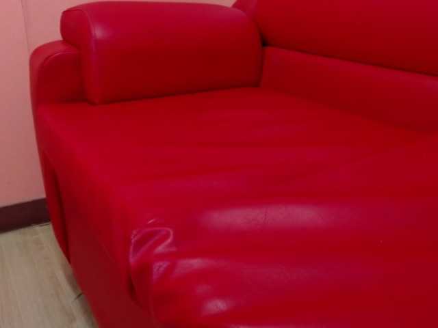 Live sex webcam photo for MileyCoper #274452930