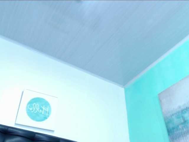 Live sex webcam photo for MileyCoper #276185698