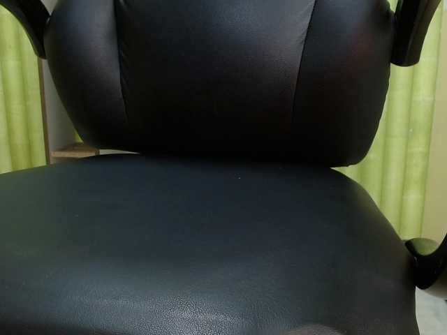 Live sex webcam photo for MileyCoper #276235225