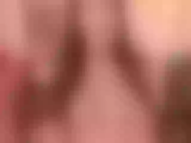 Live sex webcam photo for MileyCruz #292139782